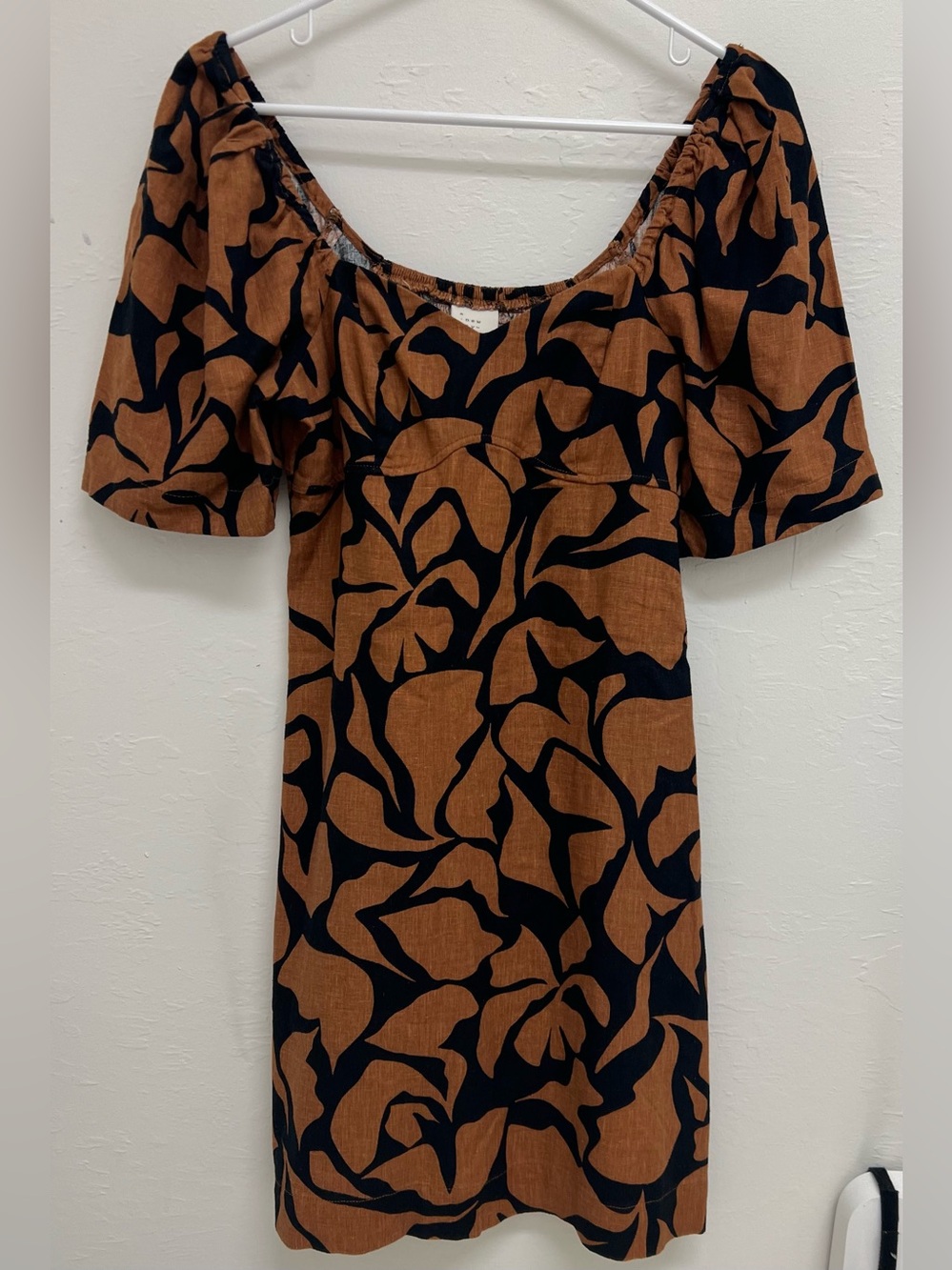 A New Day Woman’s Linen Dress w Pockets & Size Zip Size XS *Small Flaw*